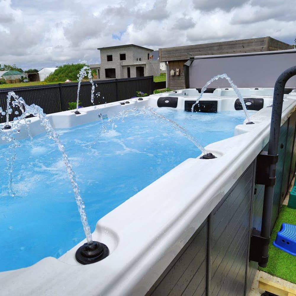 Auvergne-Spas-Gamme-de-Nage-2